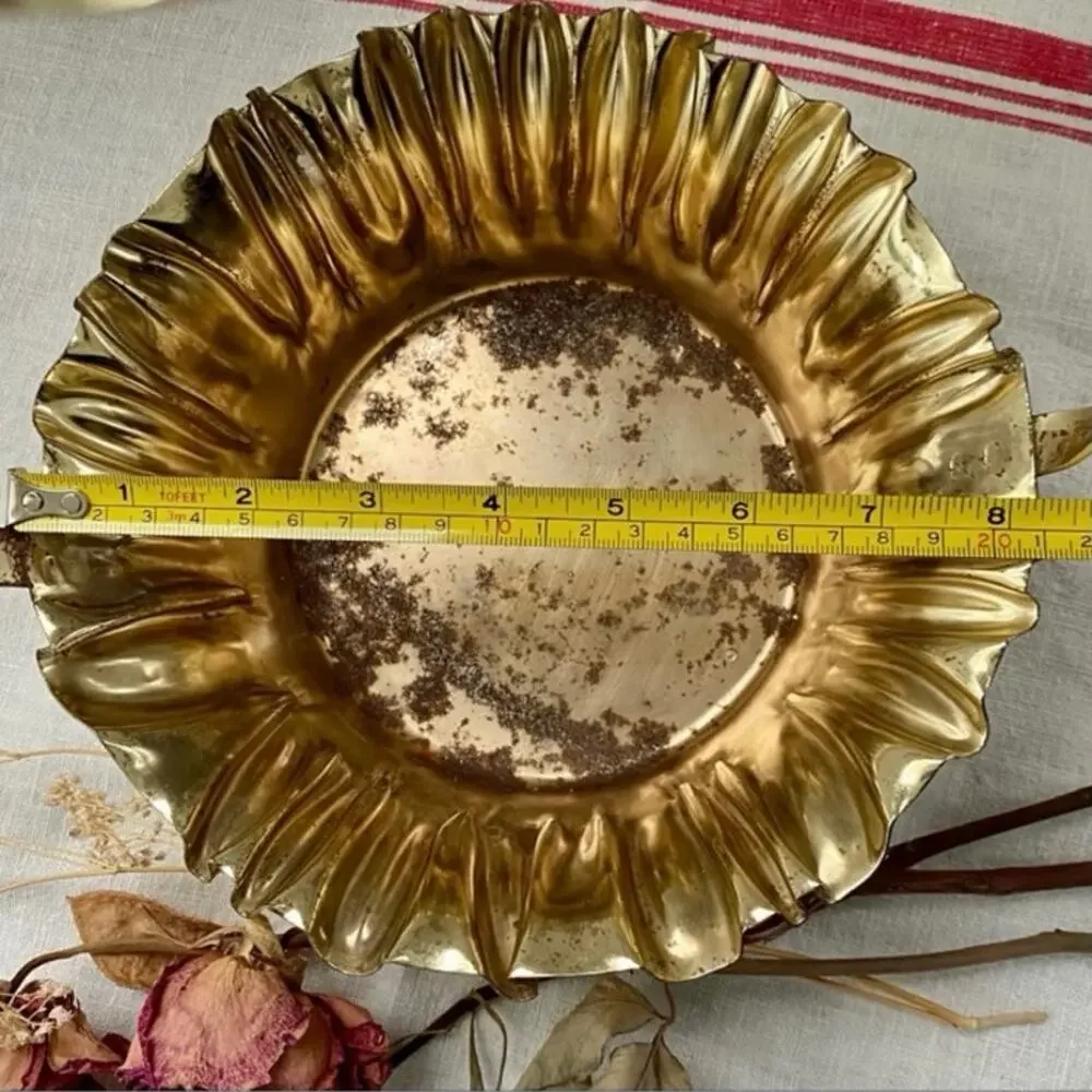 Vintage 1970s Metal‎ Gold Basket
